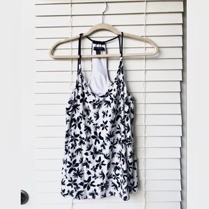 Banana Republic Black & White Sleveless Tank SizeS